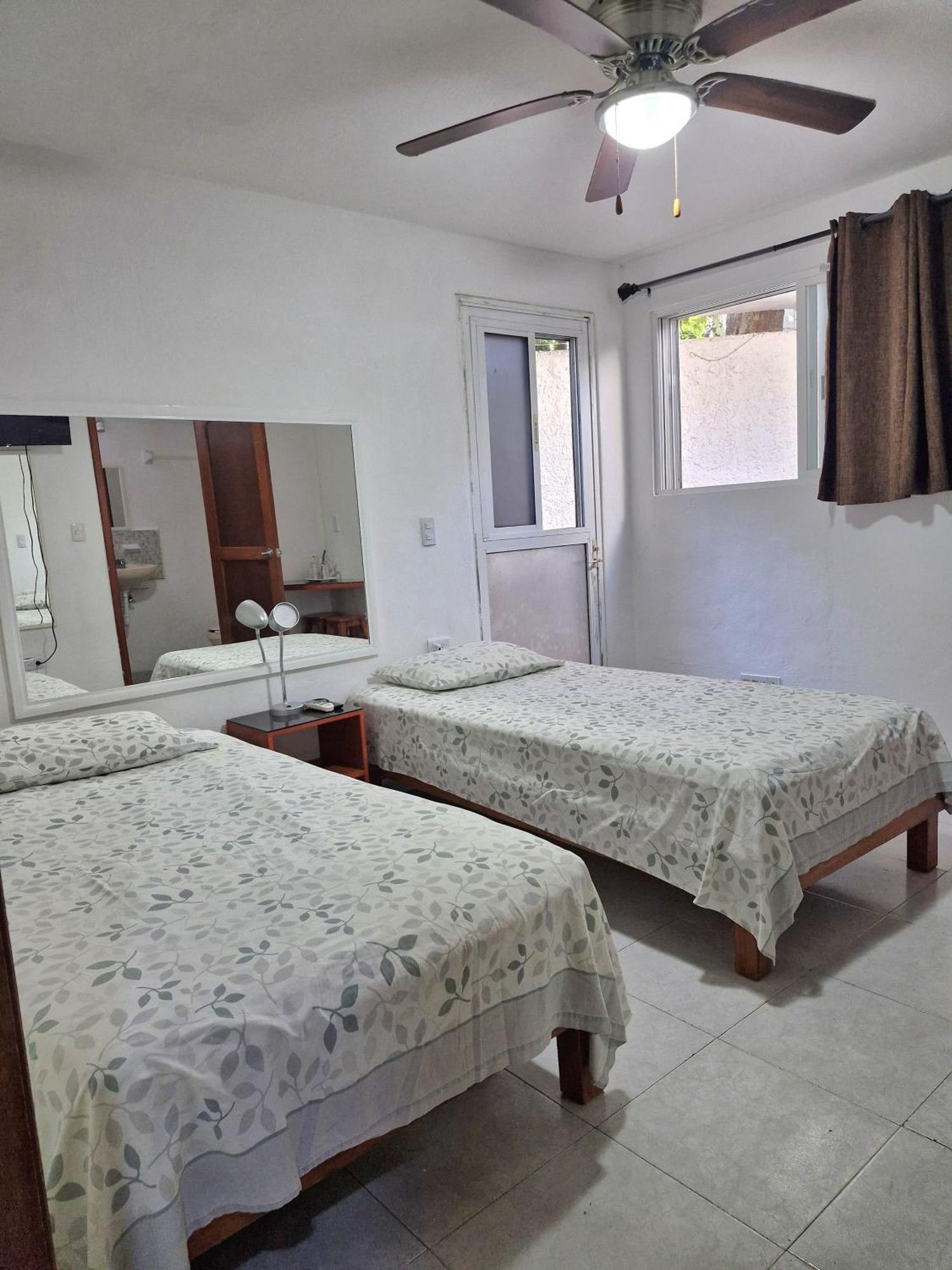Apartamento Las Margaritas Casa De Huespedes Cancún Exterior foto
